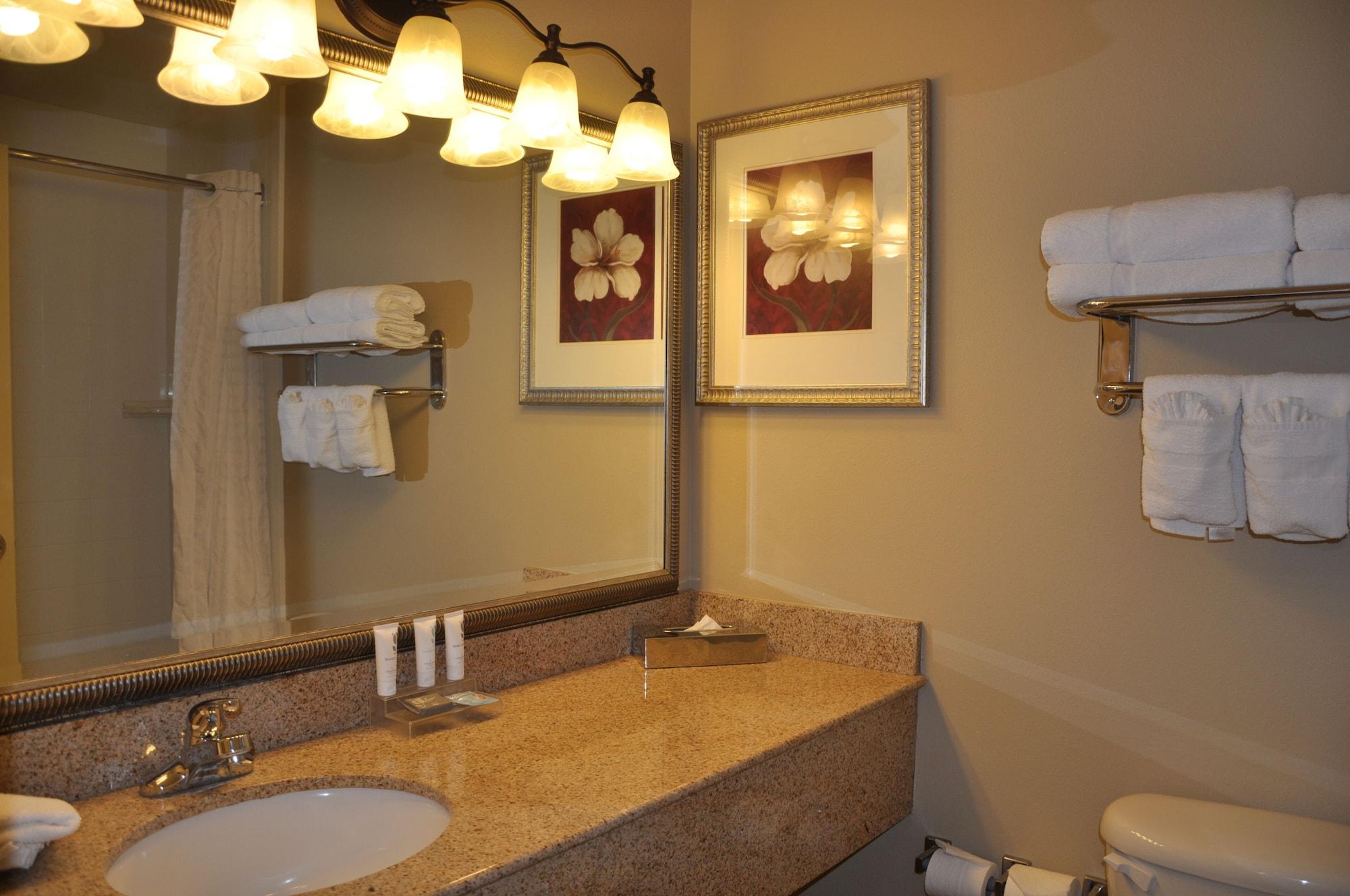 Country & By Radisson, Covington, La