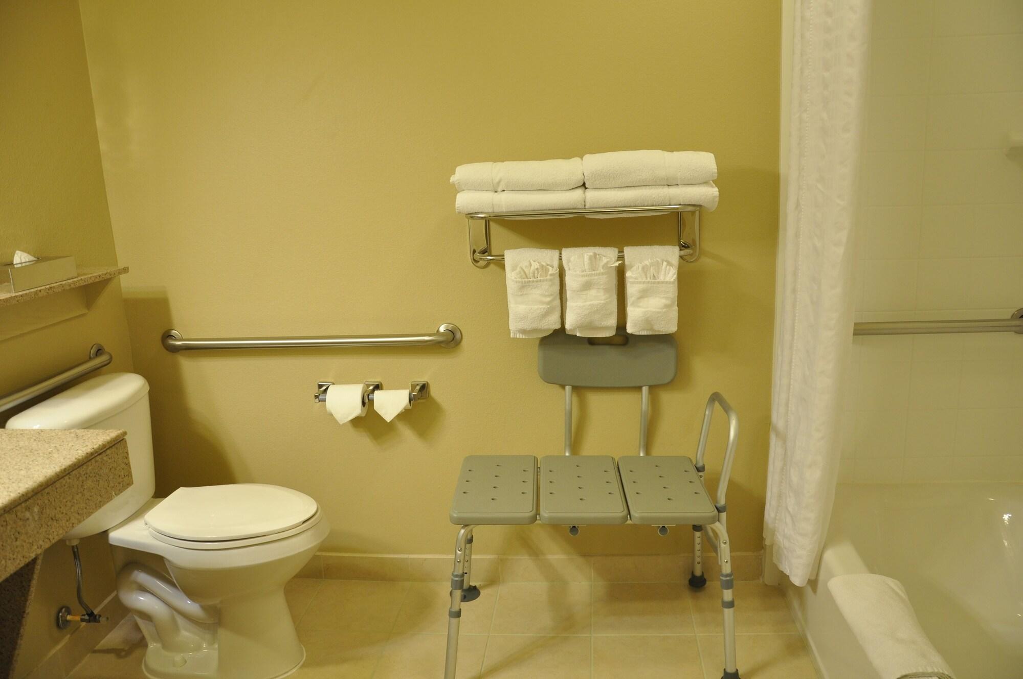 Hotel Country & By Radisson, Covington, La